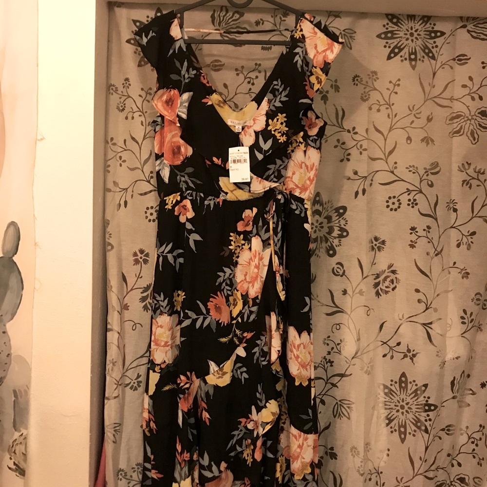Black floral ruffle wrap dress